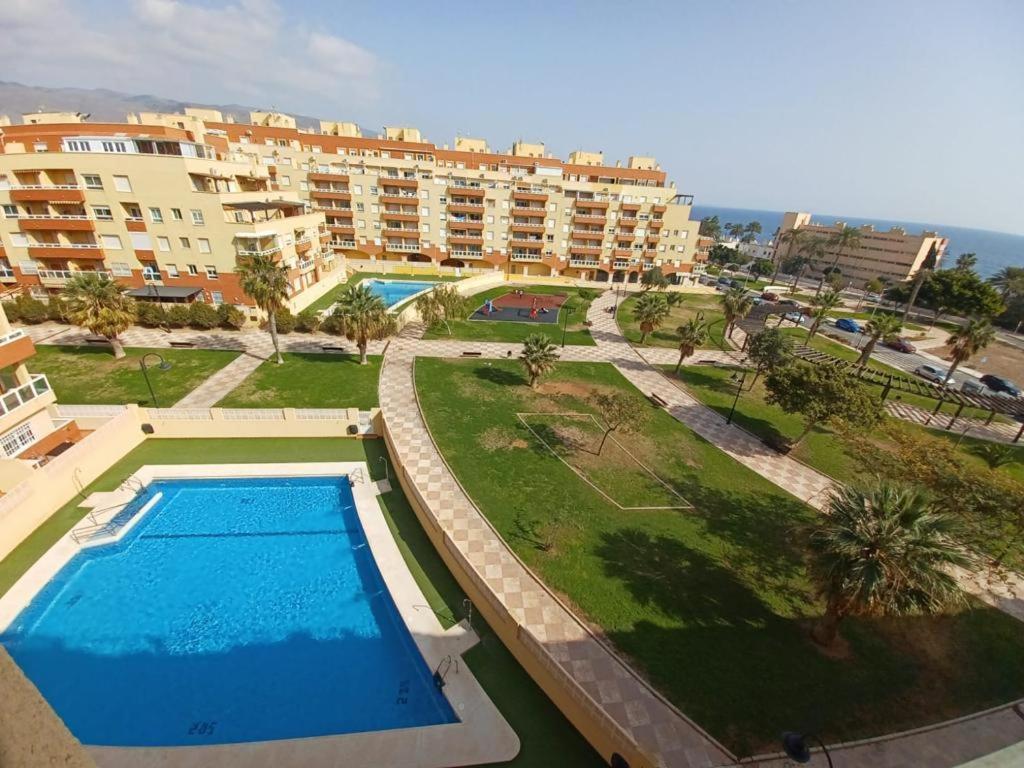 로쿠타스드마르 Aguadulce Sol Y Playa- A/C 아파트 외부 사진